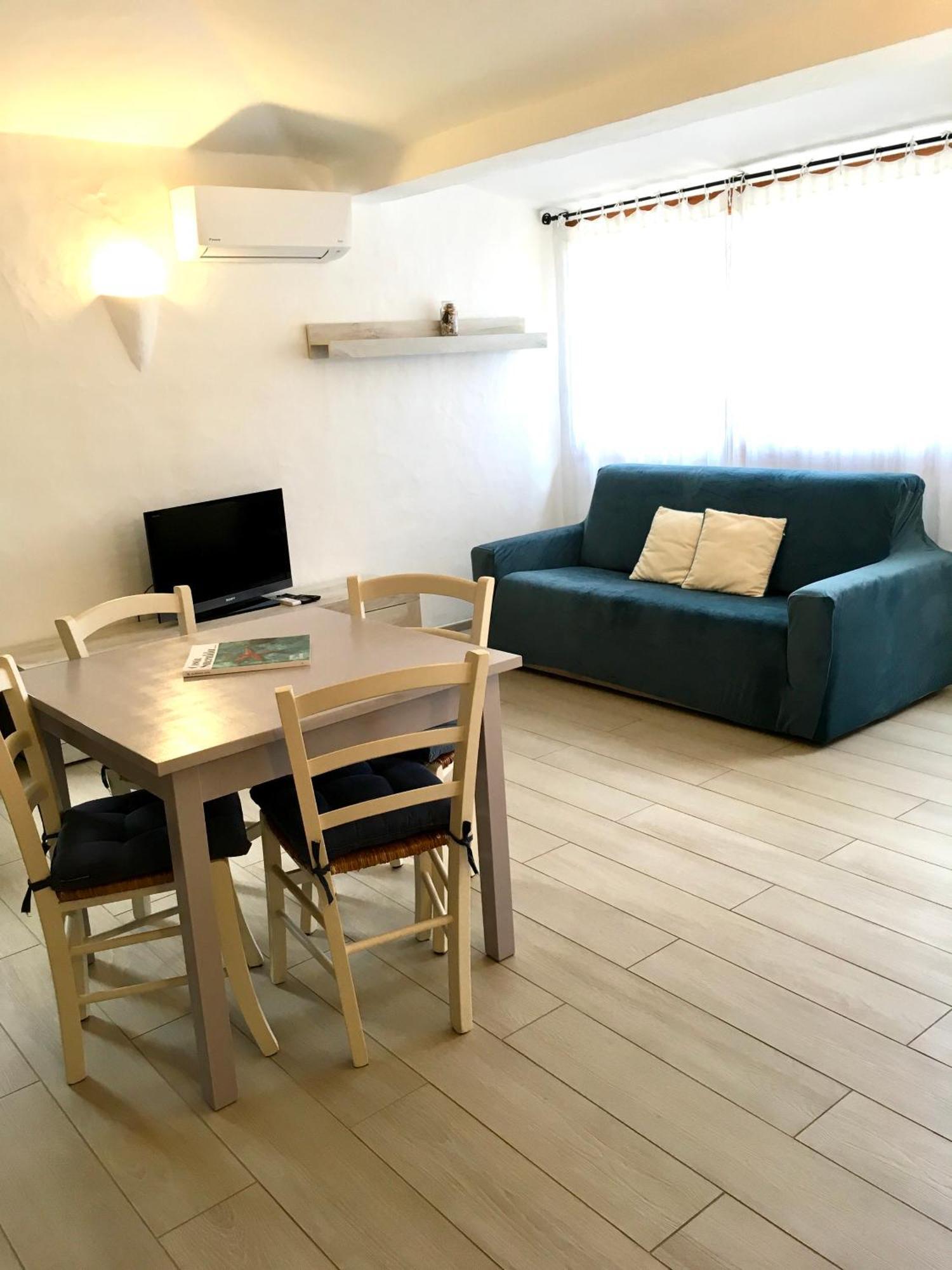 L'Olivastro Appartamenti A Porto Cervo Bilik gambar